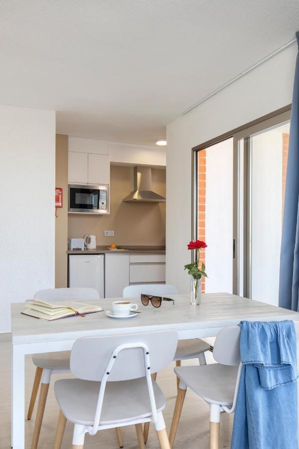 Aparthotel Bcl Levante Lux ベニドルム エクステリア 写真